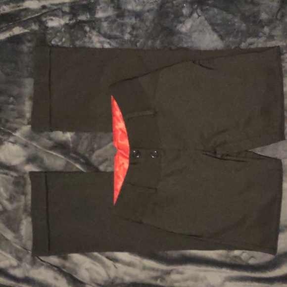 3/15 ๐ฆ Black and red slacks - Picture 1 of 8